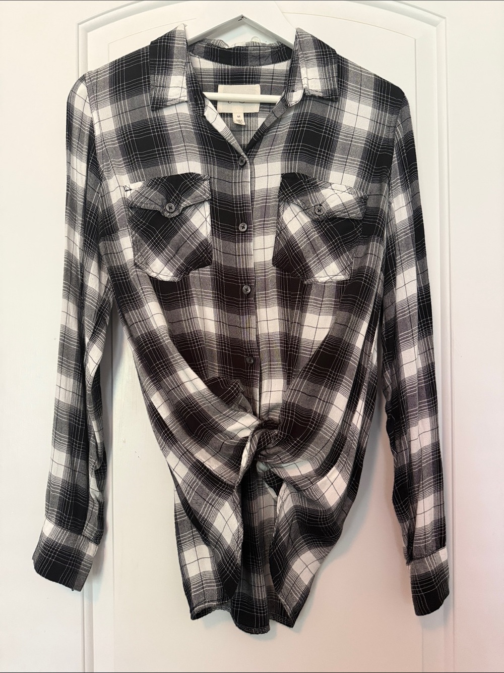 Black and White Plaid Lightweight Plaid M